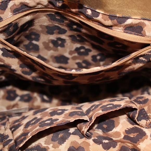 *3 for $15* - Gold Purse w/leopard print interior - Picture 4 of 4